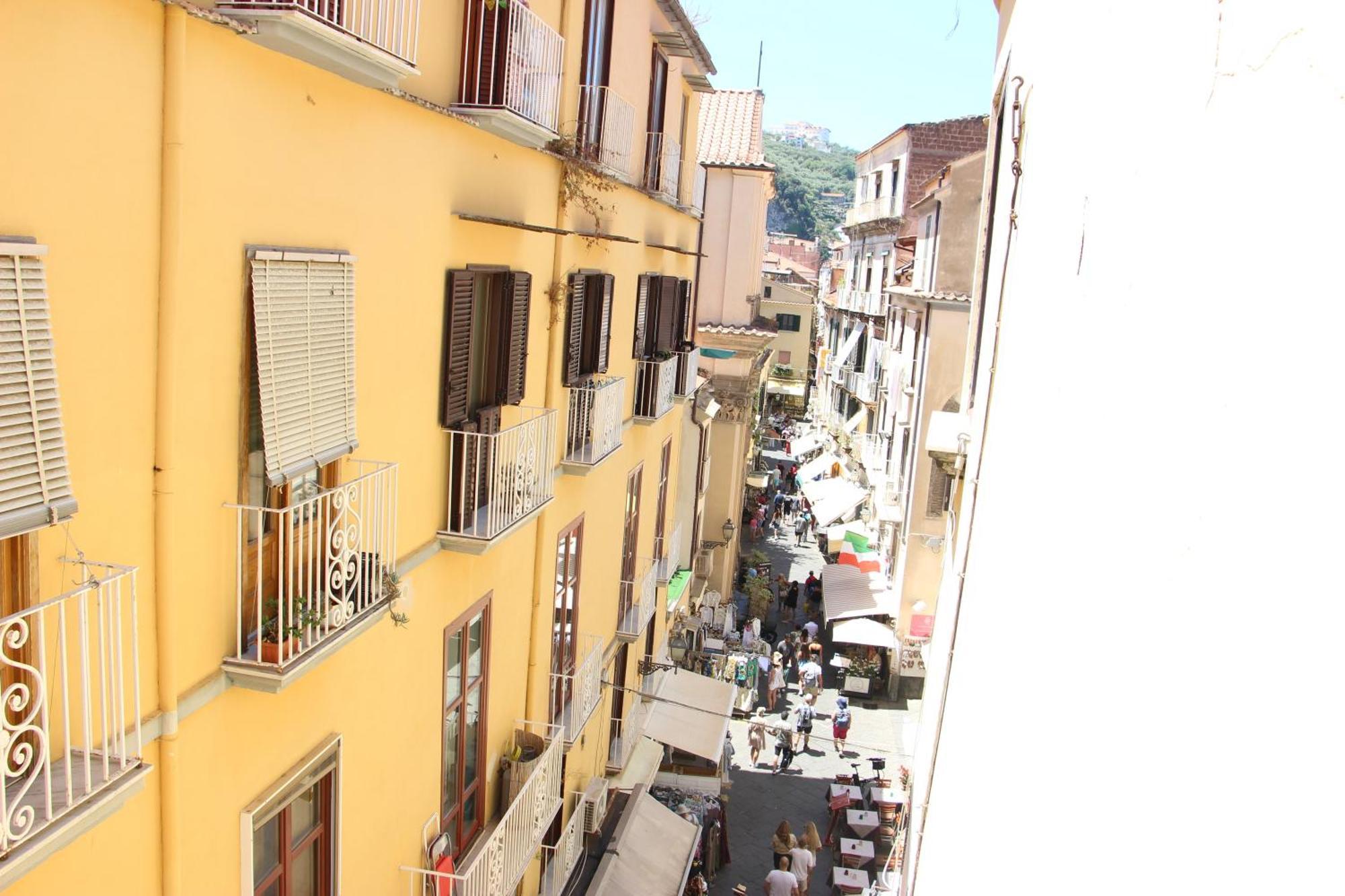 شقة Palazzo Ammone - Sedil Dominova سورينتو المظهر الخارجي الصورة