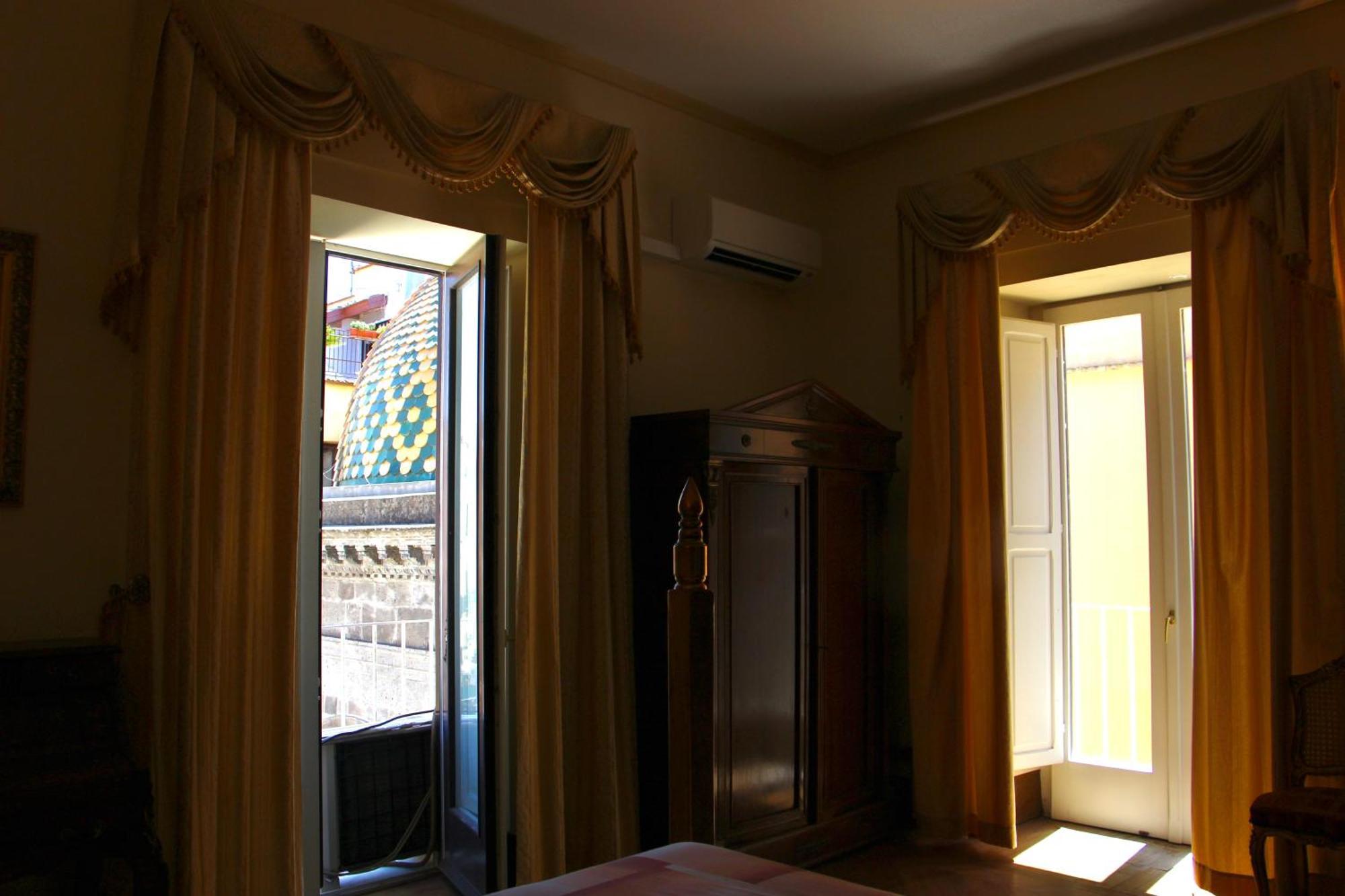 شقة Palazzo Ammone - Sedil Dominova سورينتو الغرفة الصورة